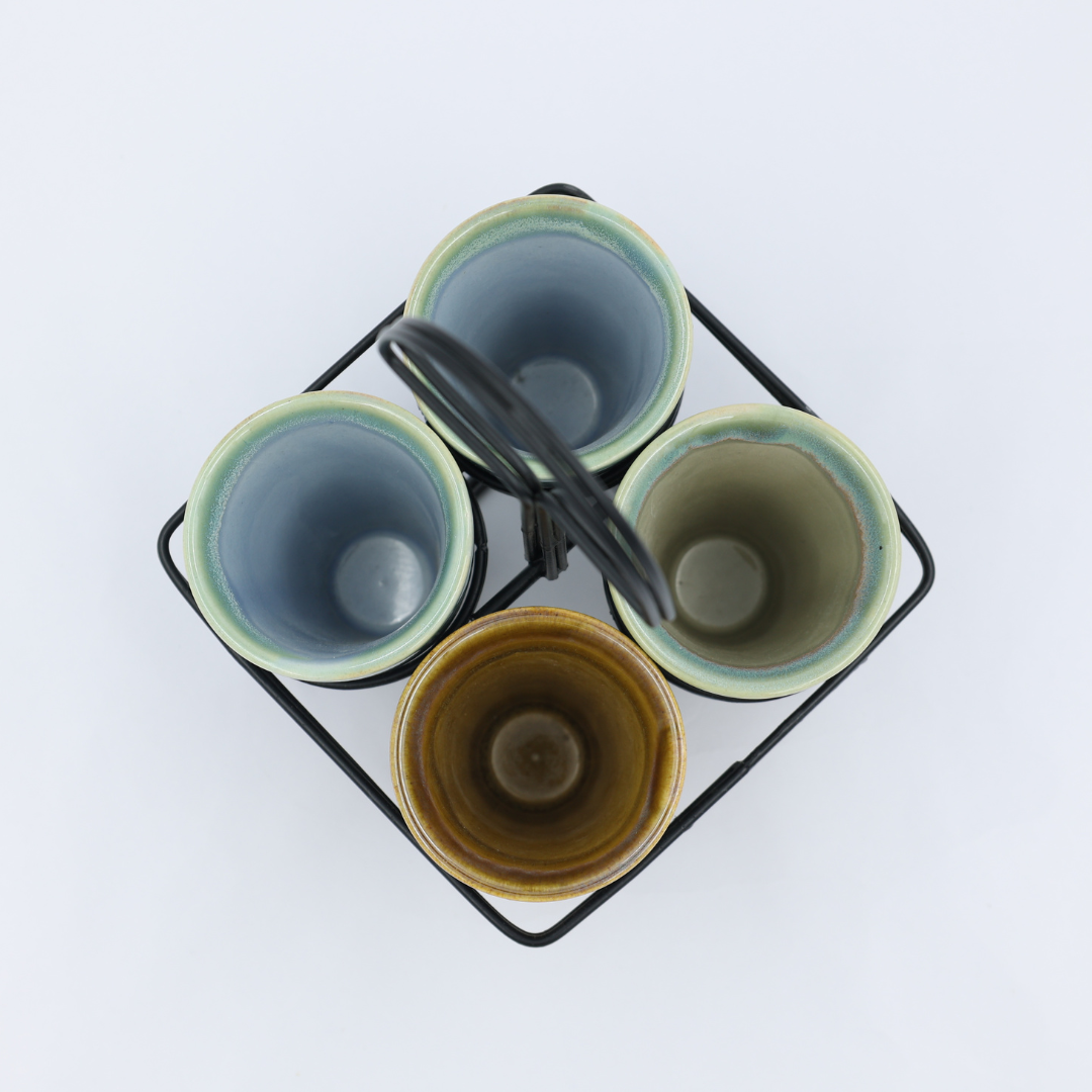 4 CHAI GLASSES WITH STAND SET