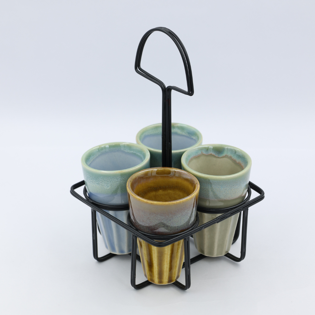 4 CHAI GLASSES WITH STAND SET